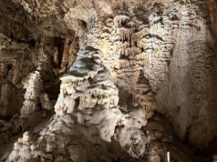 Jaskinia Jaworzycka (Javoříčské jeskyně) – podziemny cud Moraw