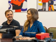 WSIiZ podpisało umowę z Centrum Naukowo-Technologicznym Systemów Bezzałogowych