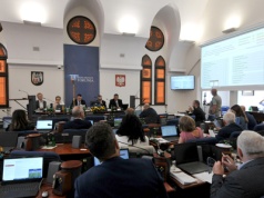 Podatek od nieruchomości w górę! Toruńscy radni „za" maksymalnymi stawkami