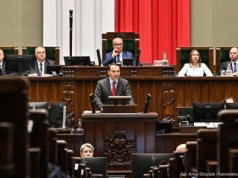 Radosław Sikorski w Sejmie. „Panie Prezydencie, jest Pan reprezentantem Polski w stosunkach z zagranicą. Re-pre-zen-tan-tem!”