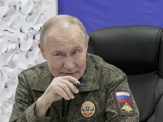 Putin spotkał się z wojskowymi. Ukraińcy dementują doniesienia o rosyjskich "zdobyczach"