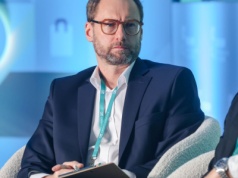 Żabka jak food court. Po sukcesie pizzy sieć szuka nowych pomysłów