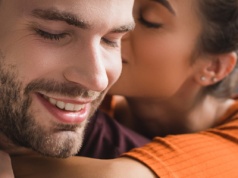Czego oczekujemy od miłosnych partnerów? Badanie mówi jasno