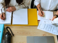 Hotel szuka wykonawcy: inwestycja rozbudowy obiektu na Podkarpaciu