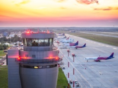 Nawet Warszawy nie było stać na katowickie lotnisko. Pieniądze wyłożył ktoś inny