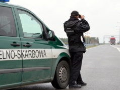 Mundurowa ustawa emerytalna znowelizowana. Teraz czas na Senat