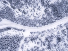 Śnieżyce na południu Polski. Kolejne powiaty objęte alertami