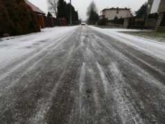 IMGW-PIB wydał ostrzeżenie 1 stopnia: możliwe oblodzenie dróg i chodników w regionie