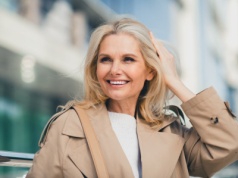 Te fasony skutecznie ukrywają brzuch i wysmuklają talię - styliści je uwielbiają