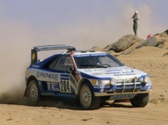 Peugeot 405 T16 wraca! Budują replikę legendy na Dakar Classic 2027