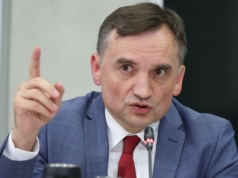 Ziobro w Budapeszcie stawia opór. Jego majątek zabezpieczony przez prokuraturę