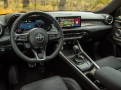 Tańszy od BMW X1 o 15 400 zł i robi 1200 km na baku. To propozycja premium dla oszczędnych