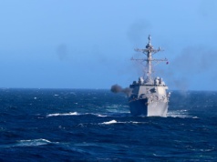 Amerykański niszczyciel zmusił do zmiany kursu rosyjski tankowiec płynący do Caracas