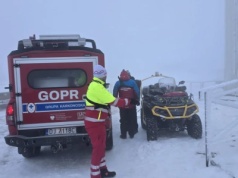 Akcja służb ratunkowych pod Śnieżką. Turystka chciała się zahartować