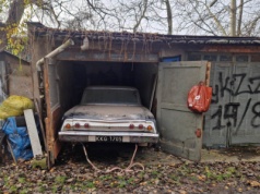 Zajrzał do garażu. Był w szoku i wrócił z lawetą