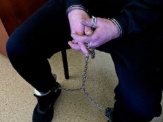 Zatrzymał pociąg, odczepił wagon, uszkodził monitoring. Areszt dla 40-latka