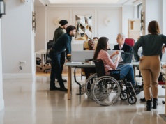 Są karani za chęć do pracy. Ukryta pułapka w przepisach