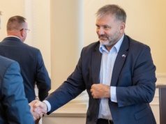 Żurek chciałby stanąć w ringu z Nawrockim