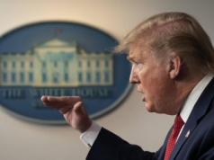 Gra nerwów na linii Waszyngton-Kijów. Trump uchyla furtkę do negocjacji?