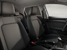 Zupełnie nowe Audi za 102 486 zł. Tak taniego auta premium nie ma u rywali