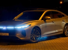 Przejechałem się współczesnym Polonezem. Bestune B70 to auto z innej epoki