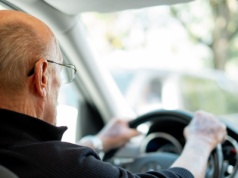 Emeryt jechał do lekarza. Źle skręcił. Zorientował się po 20 godzinach jazdy