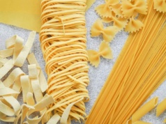 Jaki makaron kupić? Decydują 3 czynniki, a zmiana może odmienić gotowanie
