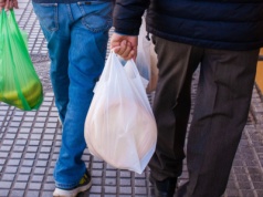 Klienci myśleli, że dostaną 50 gr za butelkę. W wielu przypadkach dostają mniej. Oto dlaczego