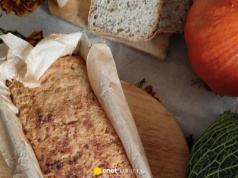 Usłyszeliśmy, że na specjalność zakładu trzeba poczekać. Po dwóch godzinach zjedliśmy najlepszą babkę ziemniaczaną