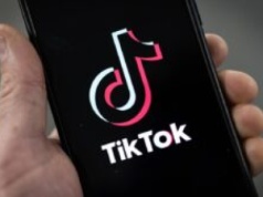 Europa zmienia internet. Dzieci poniżej 15 lat stracą dostęp do TikToka