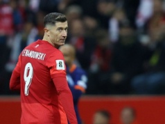 "Biografia Roberta Lewandowskiego odkrywa przed nami primadonnę"