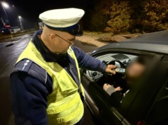 Setki tysięcy kontroli, tysiące zajętych aut. Nowe przepisy nie zatrzymały nietrzeźwych kierowców