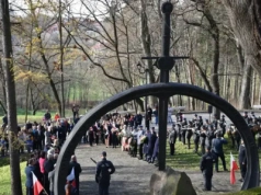 Odsłonięcie pomnika pamięci w Nowym Wiśniczu