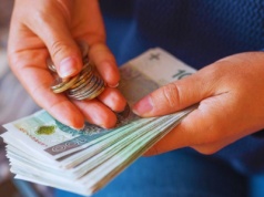 Dlaczego tylu przedsiębiorców żąda gotówki? Gorzka prawda o polskim biznesie