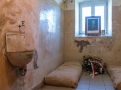 24 listopada 1904 roku otwarto więzienie mokotowskie