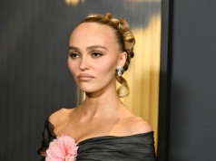 Odmieniona Lily-Rose Depp na planie „Werwulf” Eggersa