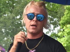 Skolim w końcu odniósł się do zarzutów o homofobię. Wokalista nie gryzł się w język