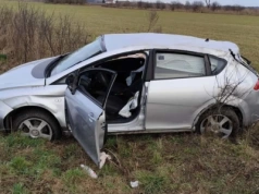 Auto kilkukrotnie dachowało. Ranna 18-latka