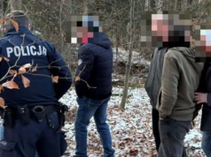 Pożar w Karpaczu. Pijani obcokrajowcy ewakuowani z płonącego budynku. Usłyszeli zarzuty