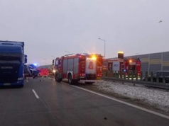 Tragiczny wypadek na S8. Cztery osoby nie żyją po potężnym zderzeniu