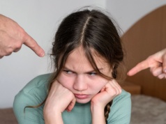 Czy można karać dziecko? "Córka ma do mnie żal i cały czas mi to wypomina"