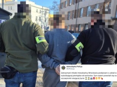 Policjanci zatrzymali oszustów, którzy wyłudzali pieniądze od seniorów nową metodą, "na szczepionkę"