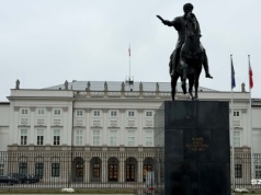 Sikorski: prezydent powinien przede wszystkim reprezentować Polskę za granicą