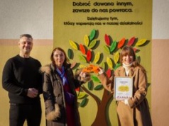 "Razem uskrzydlamy mamy" - Vizir pomógł matkom w potrzebie