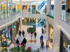 Święta 2025 pod znakiem „przystępnych luksusów”. Wydatki Polaków wzrosną o 5%