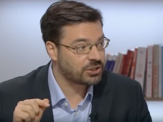 Polskie instytucje powinny dziś wypowiedzieć umowy  o współpracy z Yad Vashem