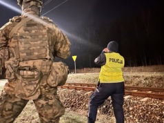 Wpadł do piwnicy, mógł zginąć z wychłodzenia. 16-latek ze Skierniewic uratowany dzięki ogólnopolskiej akcji służb