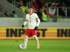 Jerzy Brzęczek doradza Oskarowi Pietuszewskiemu. To będzie kluczowe