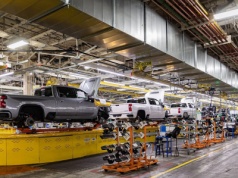 GM na wojnie z dostawcami. Tysiące firm z ultimatum, które wstrząśnie rynkiem moto