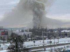 Pali się magazyn pod Krakowem. Z pożarem walczy 100 strażaków